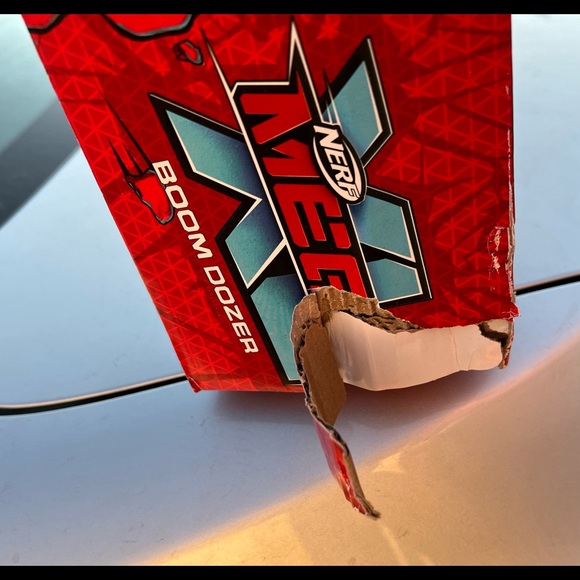 NERF Mega XL Boom Dozer Blaster, Largest Darts Ever, 6-Dart Rotating NIB - Picture 4 of 4